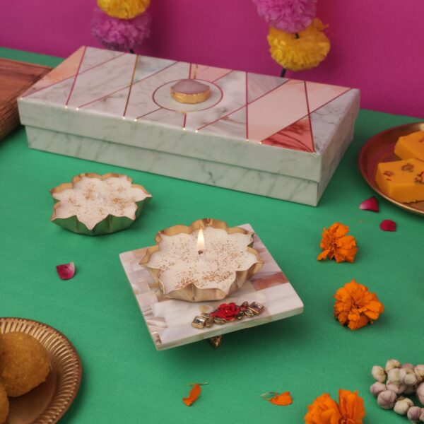 Pearl chowki with metal Votive candles