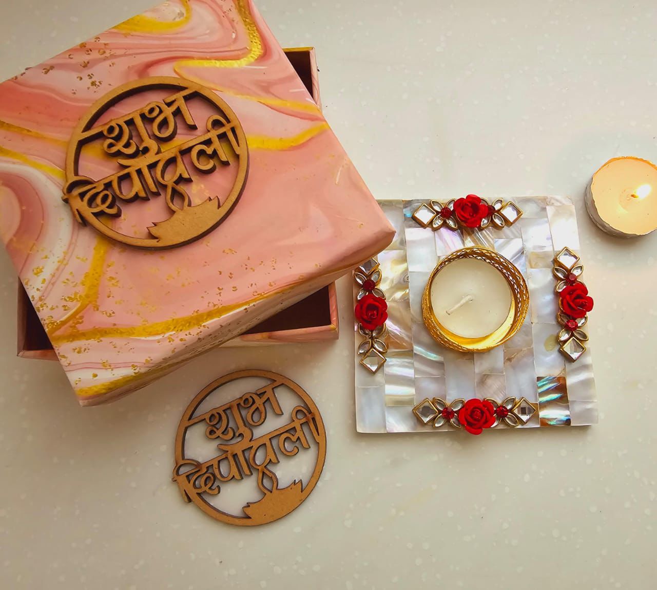 Mother of pearl tealights